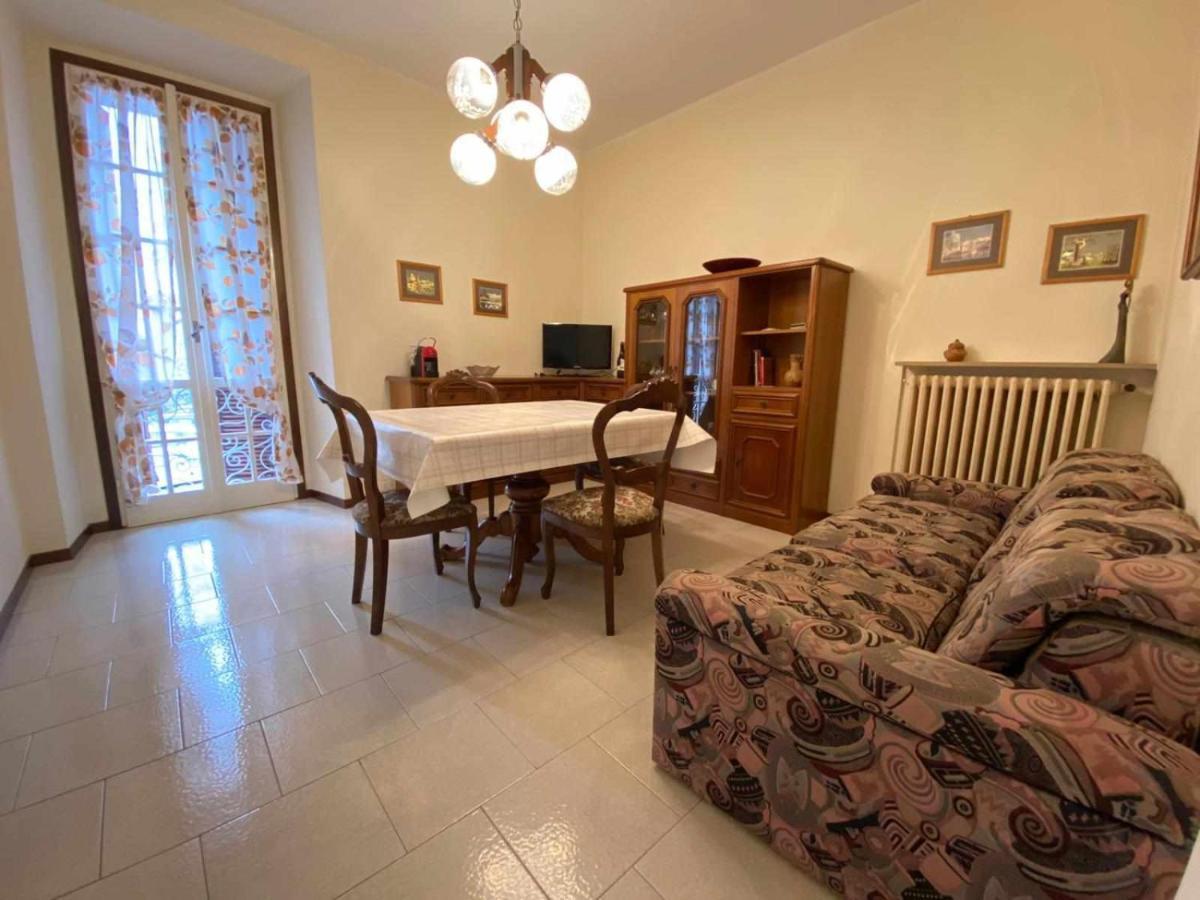Casa Vacanza Amelia Bosisio Parini Dış mekan fotoğraf